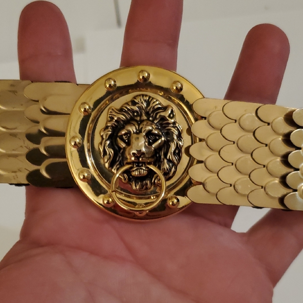New Gold Lion Head Metal Stretchy Belt Total Length 26" Fits From M Up To Xl - Picture 9 of 9
